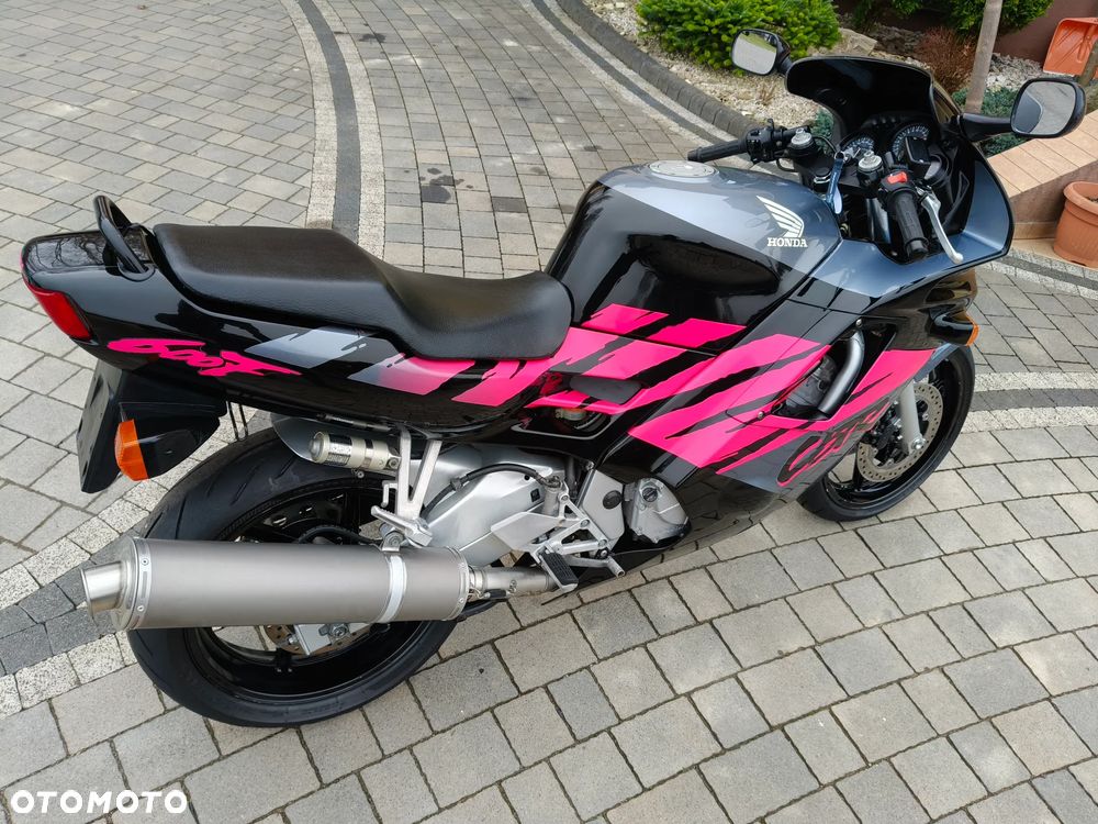 Honda CBR - 6