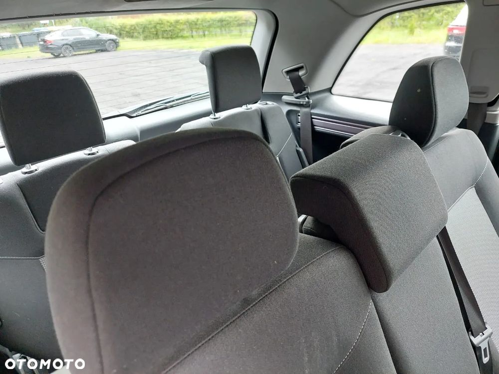 Opel Zafira - 12
