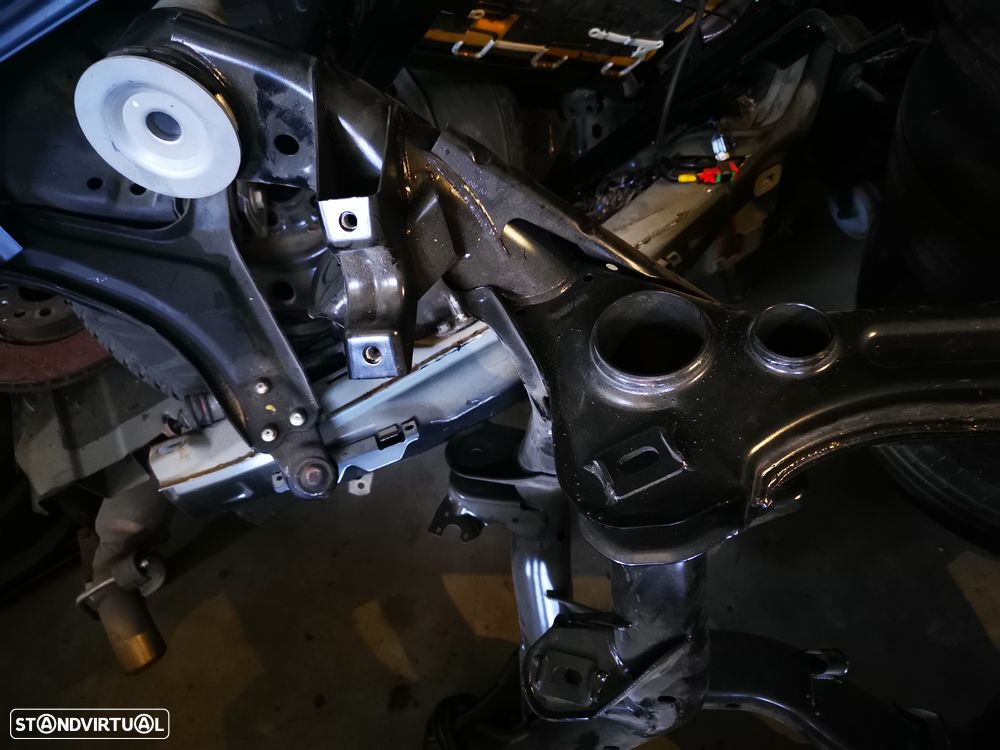 AUDI Q7 CHARRIOT TRÁS - 5