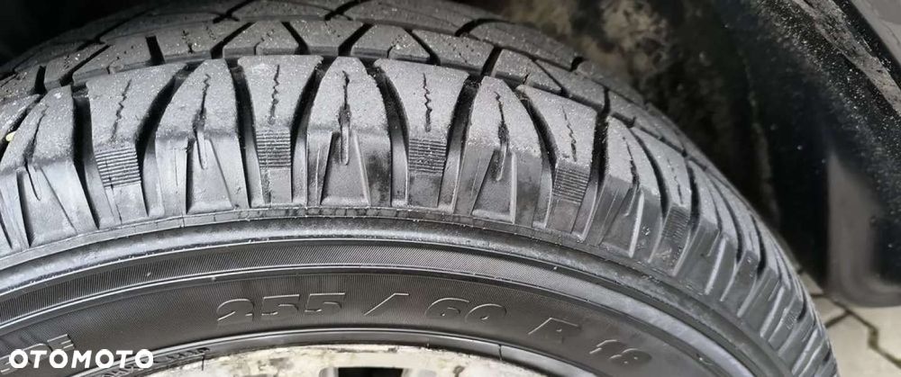 Jeep Grand Cherokee - 36