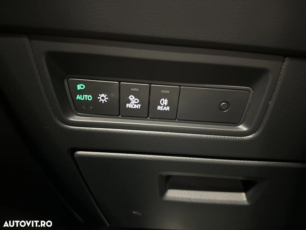 Volkswagen Touareg - 15