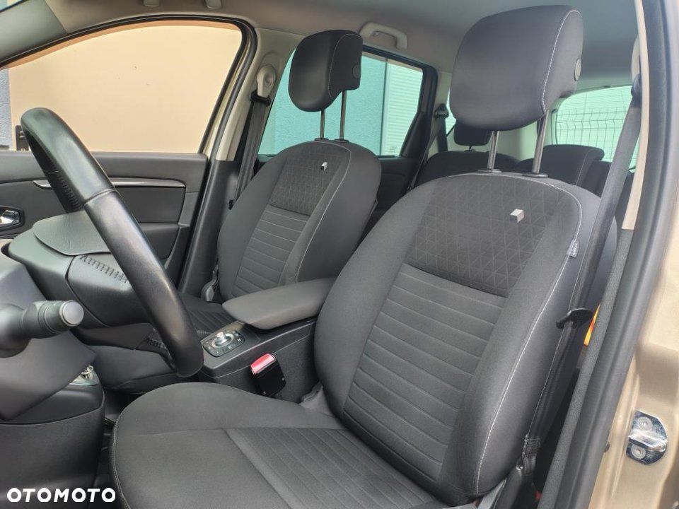 Renault Scenic - 10
