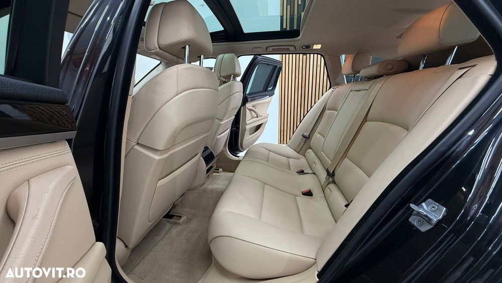 BMW Seria 5 530d Sport-Aut. - 9