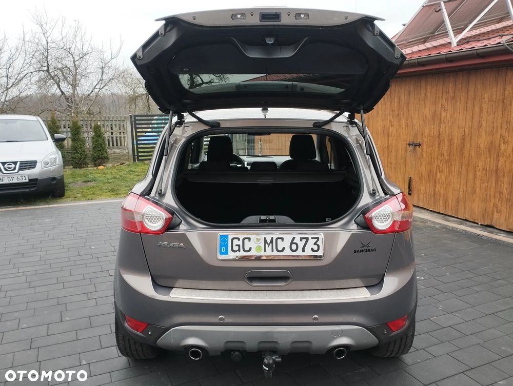 Ford Kuga 2.0 TDCi 2x4 Titanium - 28