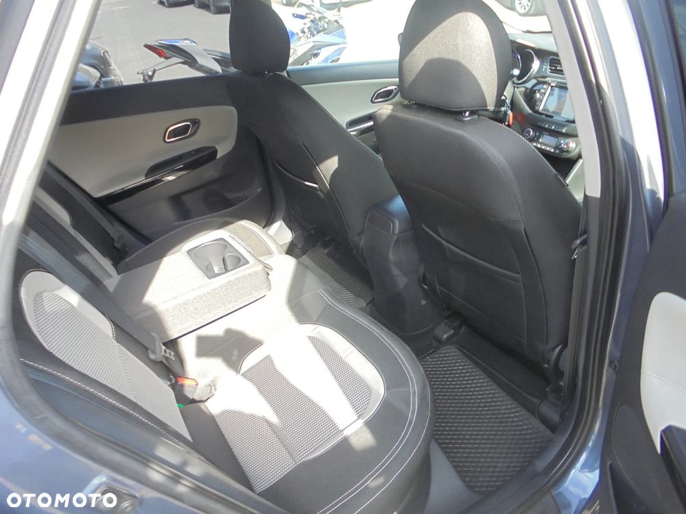 Kia Ceed 1.6 GDI Edition 7 - 16