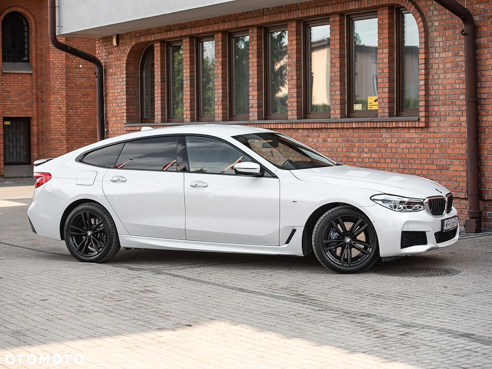 BMW 6GT - 5