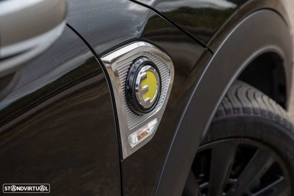 MINI Countryman Cooper SE ALL4 Auto - 38