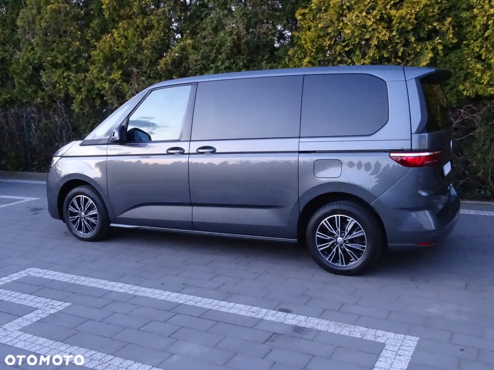 Volkswagen Multivan - 9