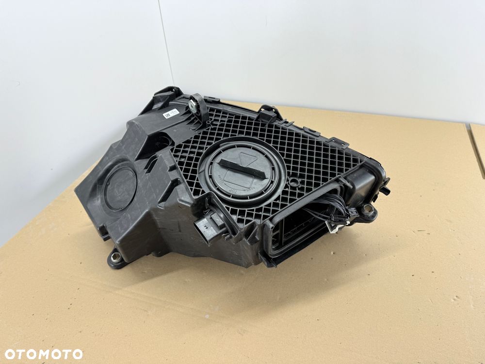 Lampa prawa Mercedes A253 W253 X253 GLC Performance LIFT FL - 5