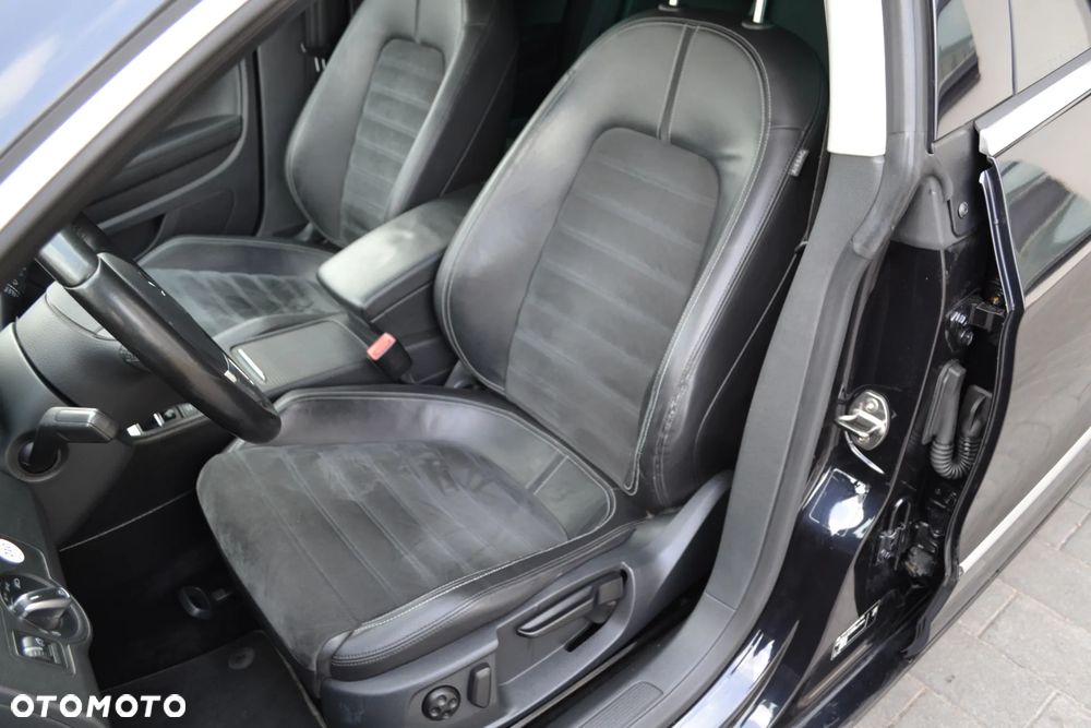 Volkswagen Passat CC - 33