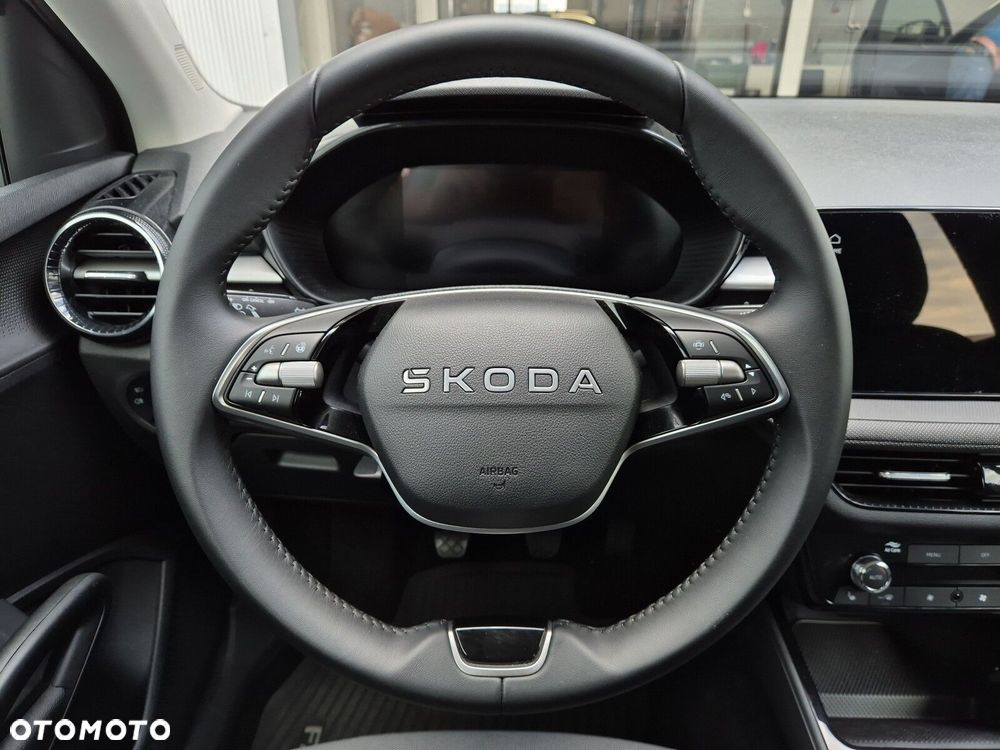 Skoda Fabia 1.0 TSI Drive - 35