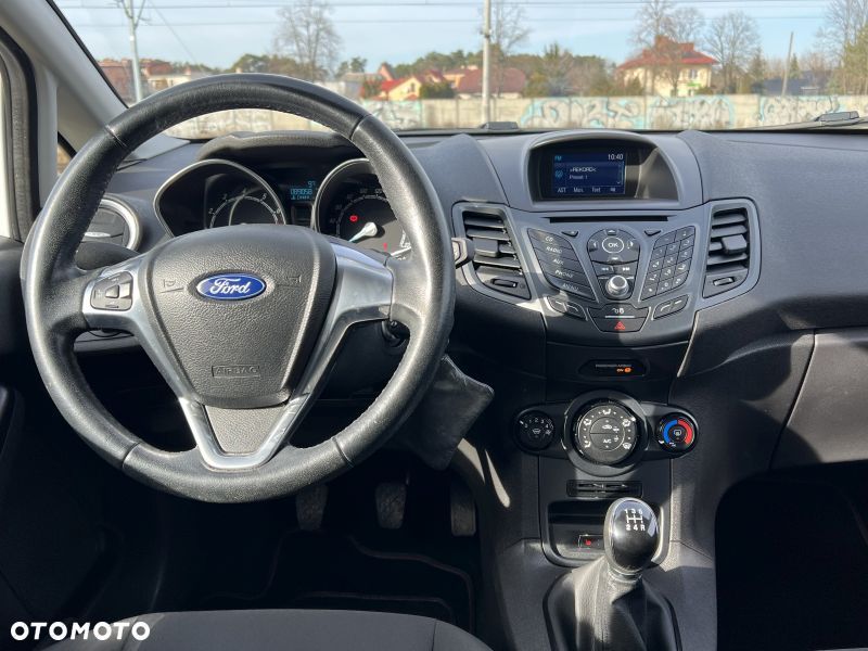 Ford Fiesta 1.25 Ambiente - 20