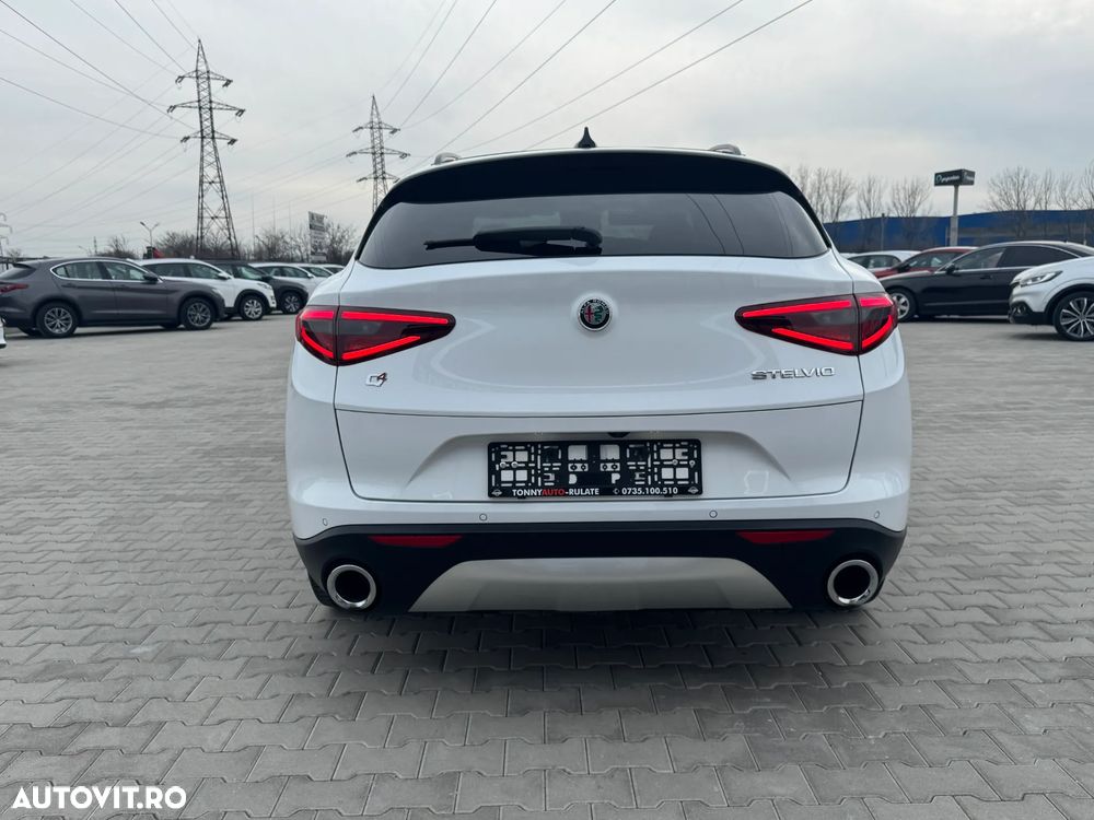 Alfa Romeo Stelvio 2.2 16V AT8-Q4 Super - 5