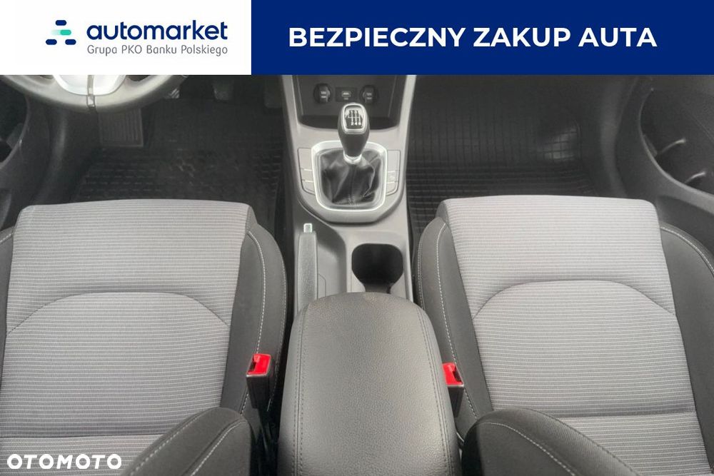 Hyundai i30 1.5 DPI Classic + - 14