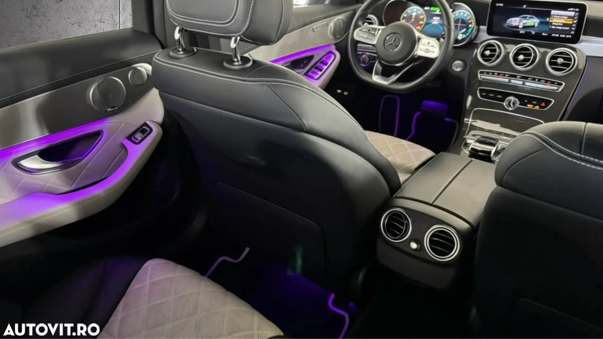 Mercedes-Benz C 300 e 9G-TRONIC AMG Line - 17
