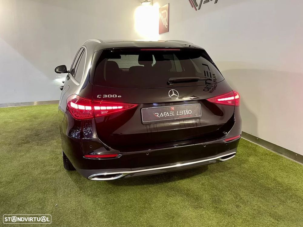 Mercedes-Benz C 300 e - 9