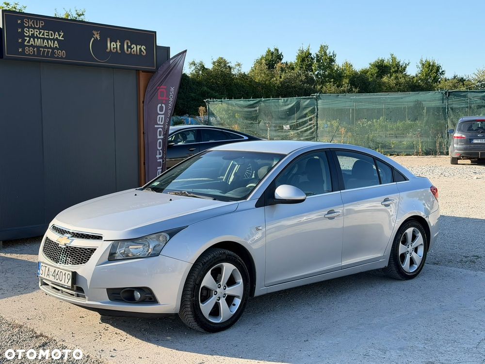 Chevrolet Cruze - 1