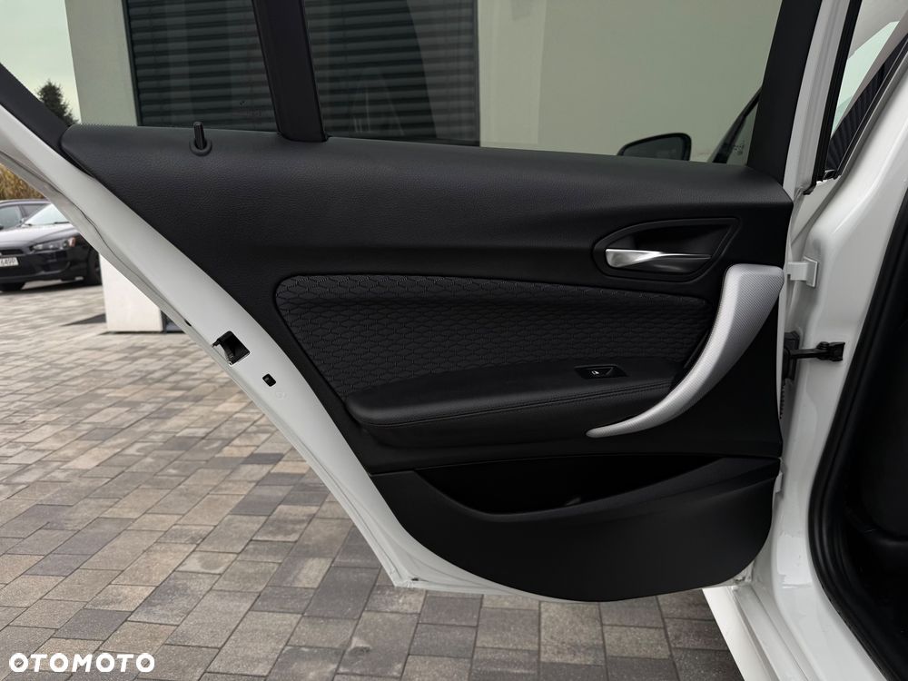 BMW Seria 1 118d M Sport - 36