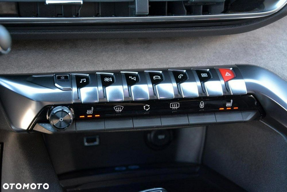 Peugeot 5008 BlueHDi 180 EAT8 GT Pack - 28