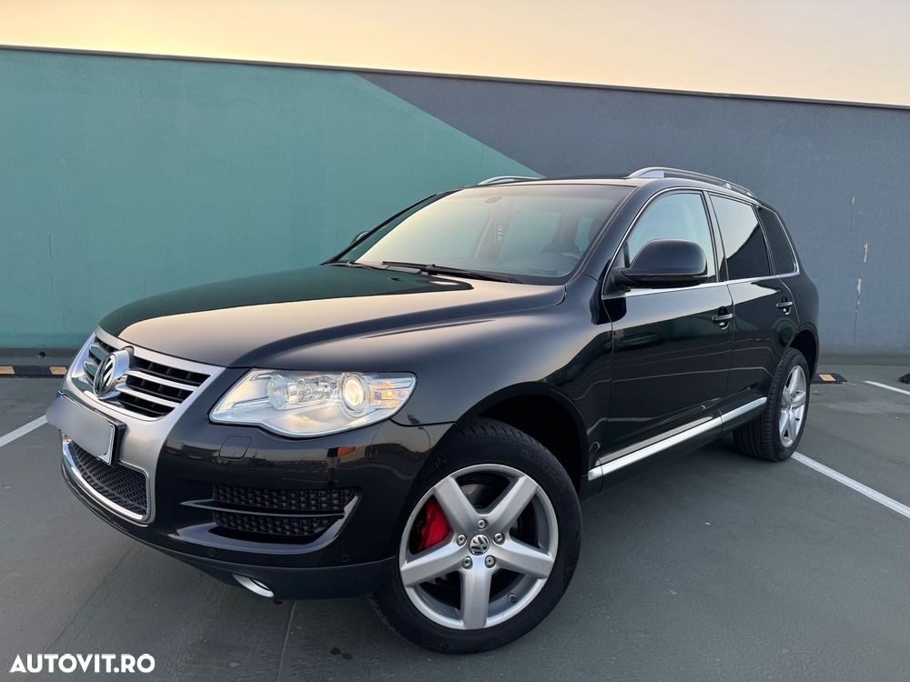 Volkswagen Touareg - 1