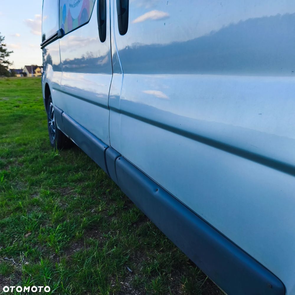 Opel Vivaro L2H1 2.9t - 9