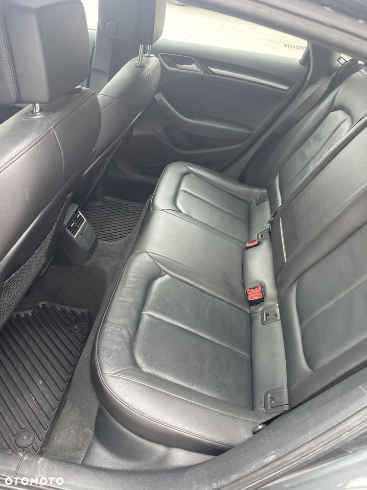 Audi A3 Limousine 2.0 TFSI quattro S tronic design - 12