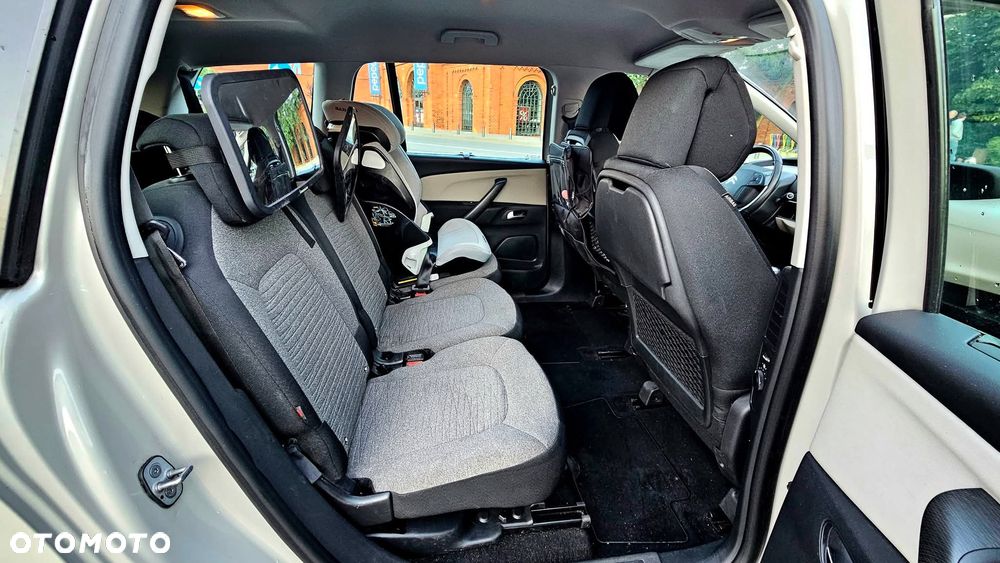 Citroën C4 Picasso 1.2 PureTech Shine S&S - 8