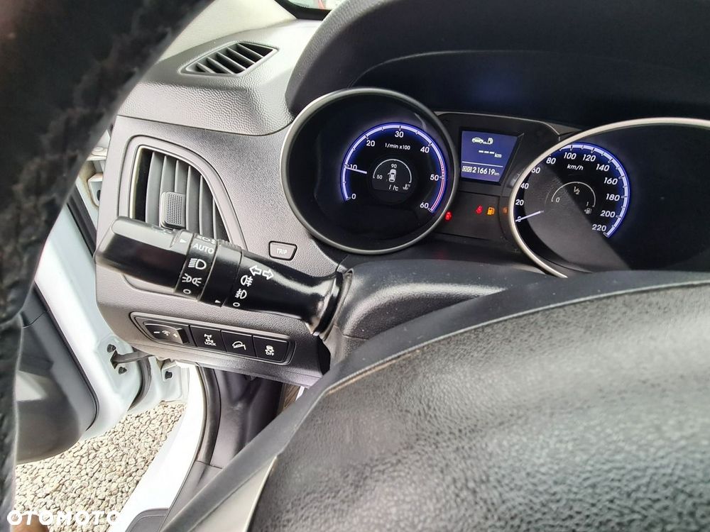 Hyundai ix35 2.0 CRDi 4WD Premium - 18