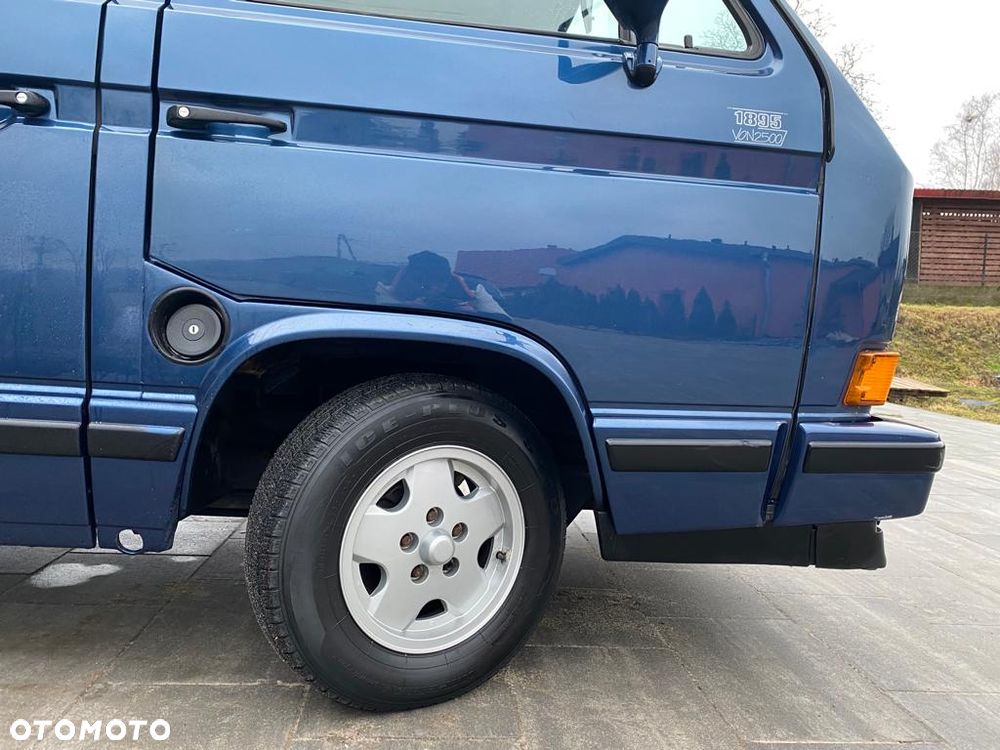 Volkswagen Transporter - 17