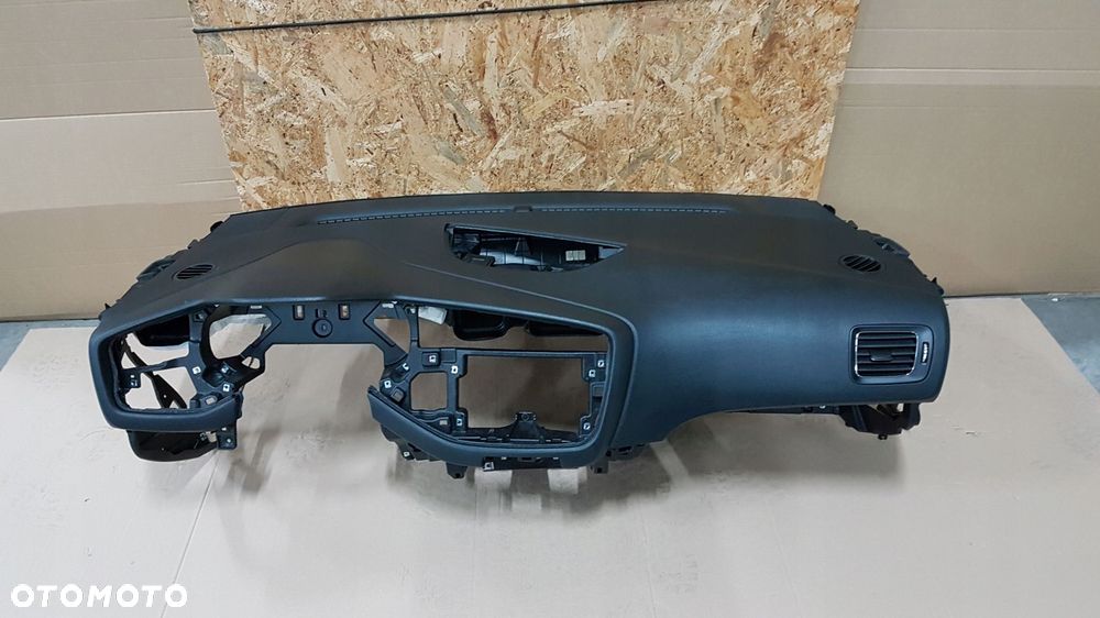 deska rozdzielcza konsola kia ceed ii - 2
