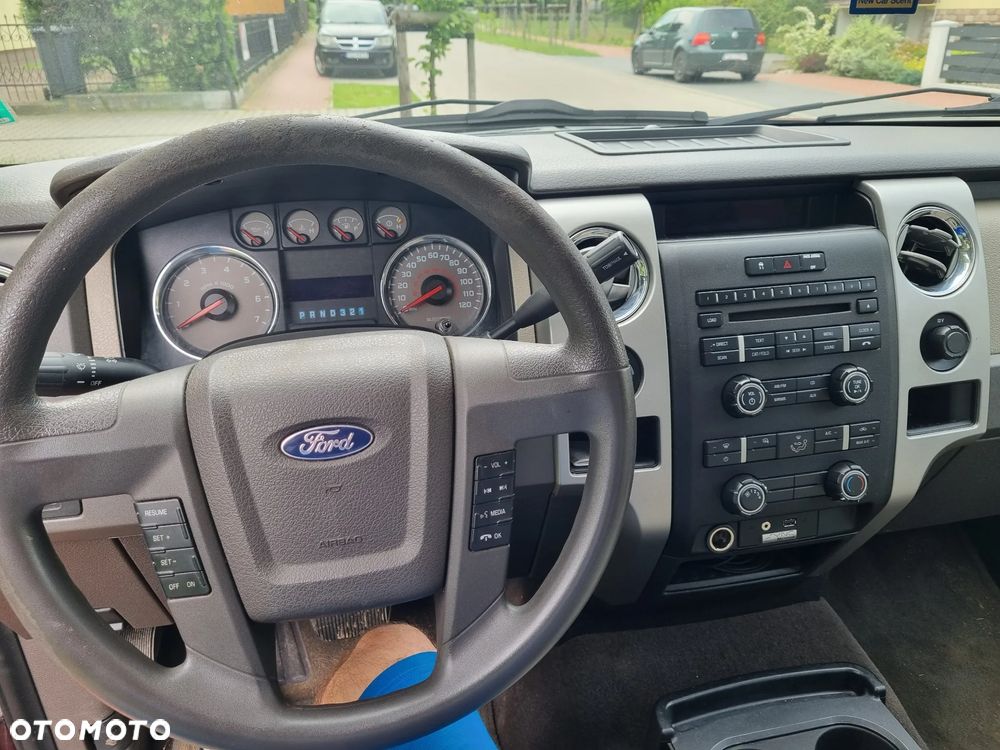 Ford F150 - 6