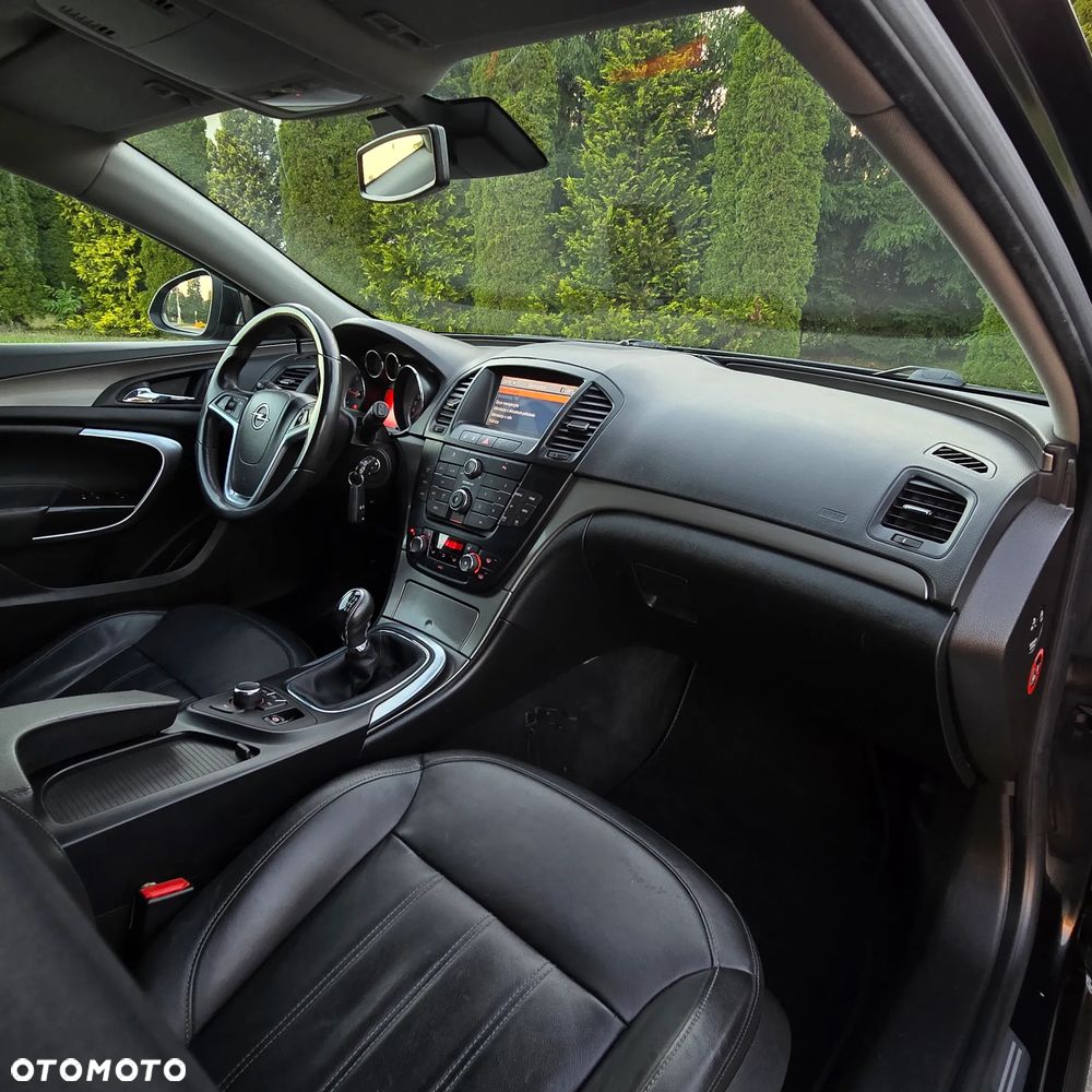 Opel Insignia 2.0 CDTI Cosmo S&S - 24