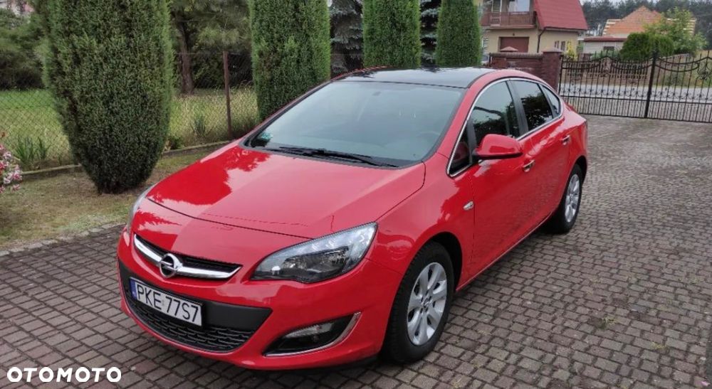 Opel Astra 2014 photo 3