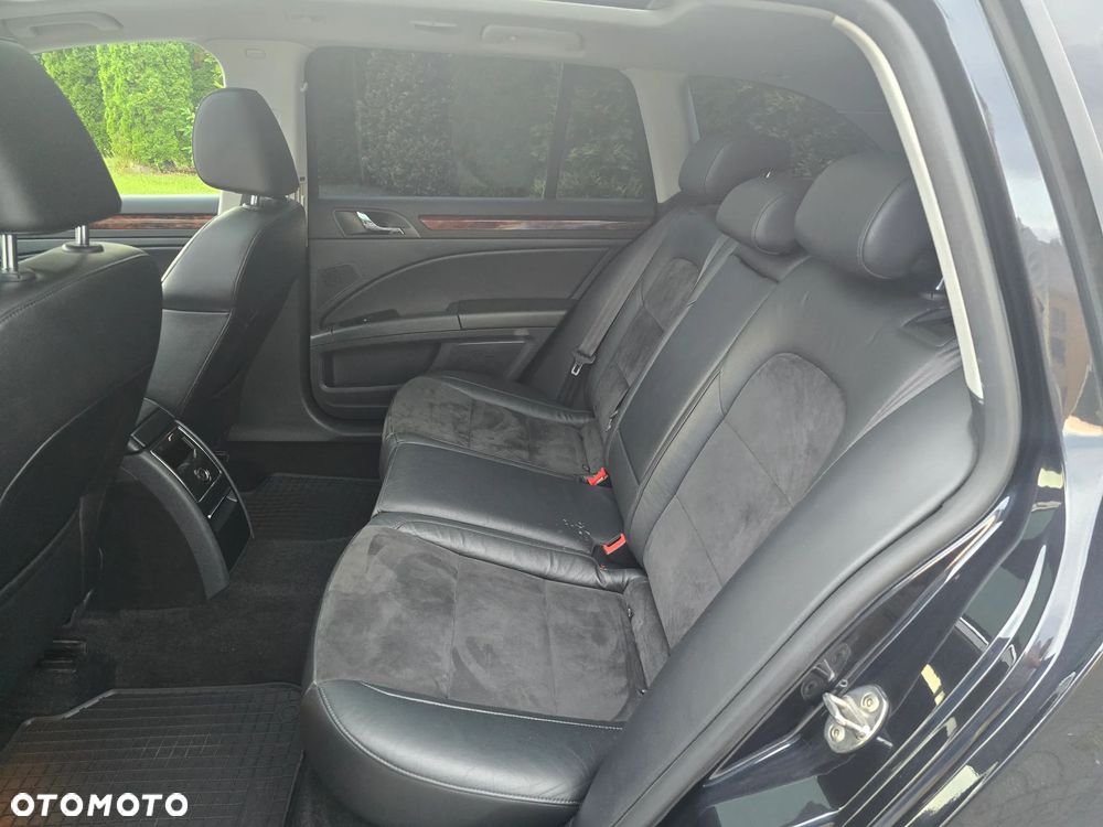 Skoda Superb 2.0 TDI 4x4 Elegance - 27