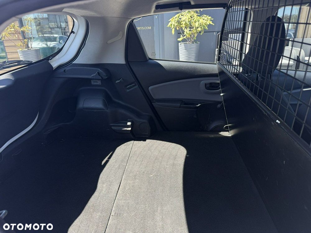 Toyota Yaris 1.5 Active - 29