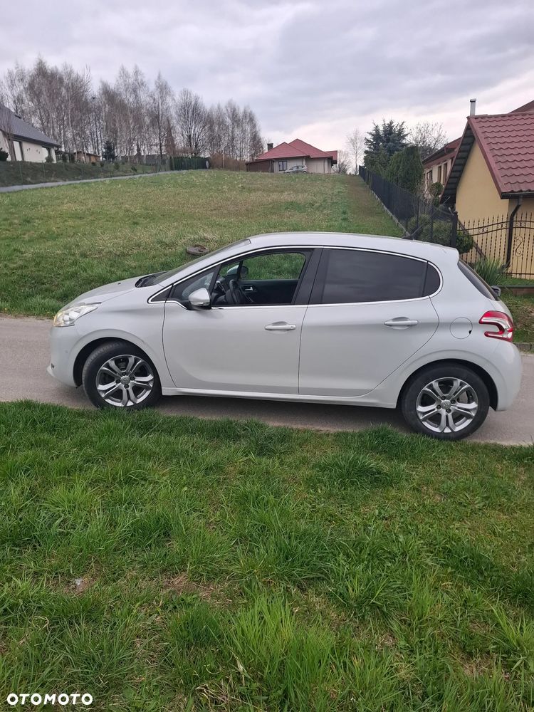 Peugeot 208 1.2 PureTech Access - 1