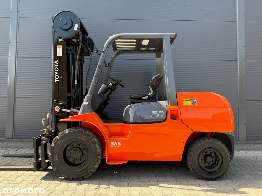 Toyota 42-7FDA50 - 9