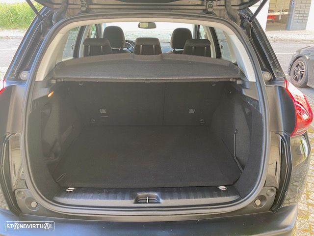 Peugeot 2008 1.6 BlueHDi Style - 16