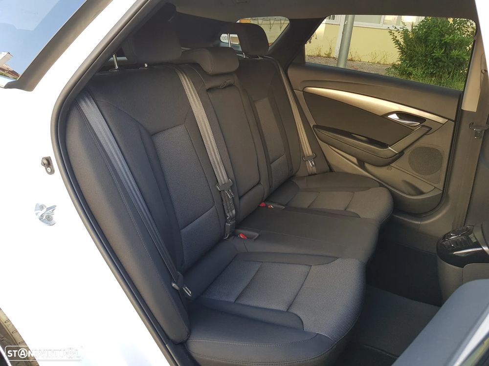 Hyundai i40 SW 1.7 CRDi Blue Comfort - 43