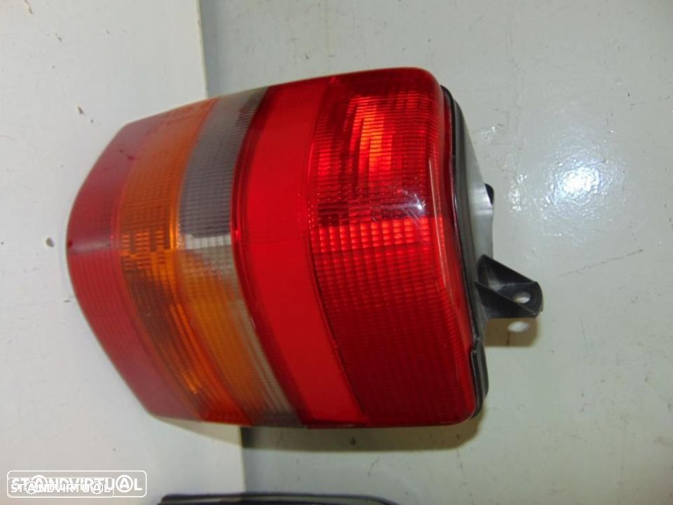 Grand Cherokee farolim de trás - 4