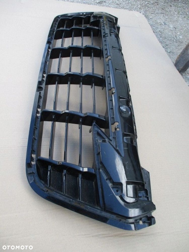 ATRAPA GRILL ISUZU D MAX POŁYSK - 3