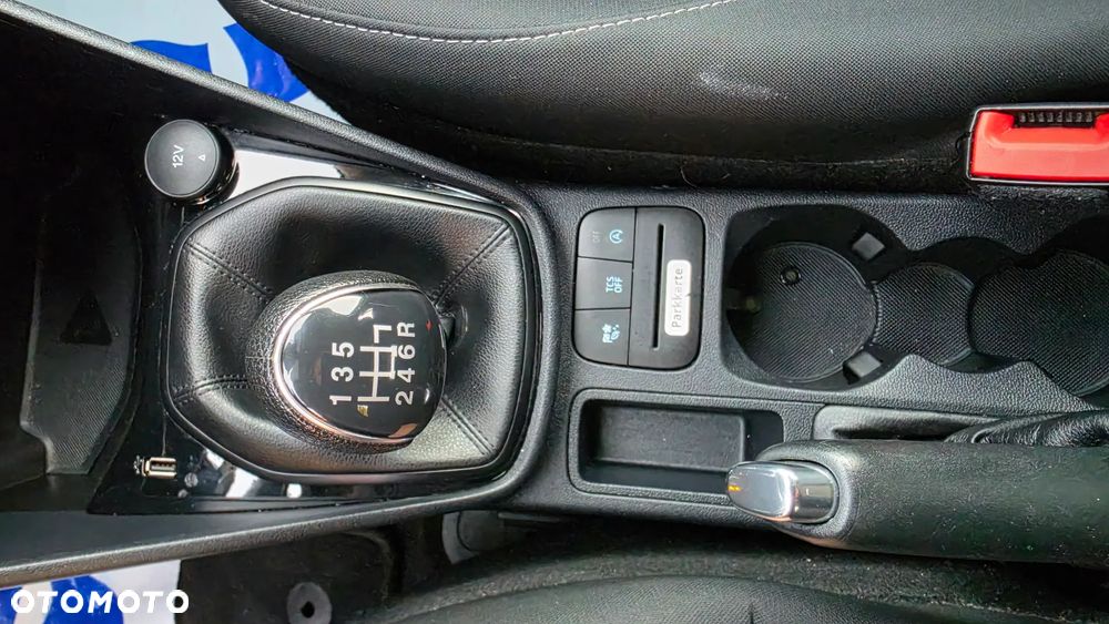Ford Fiesta - 23