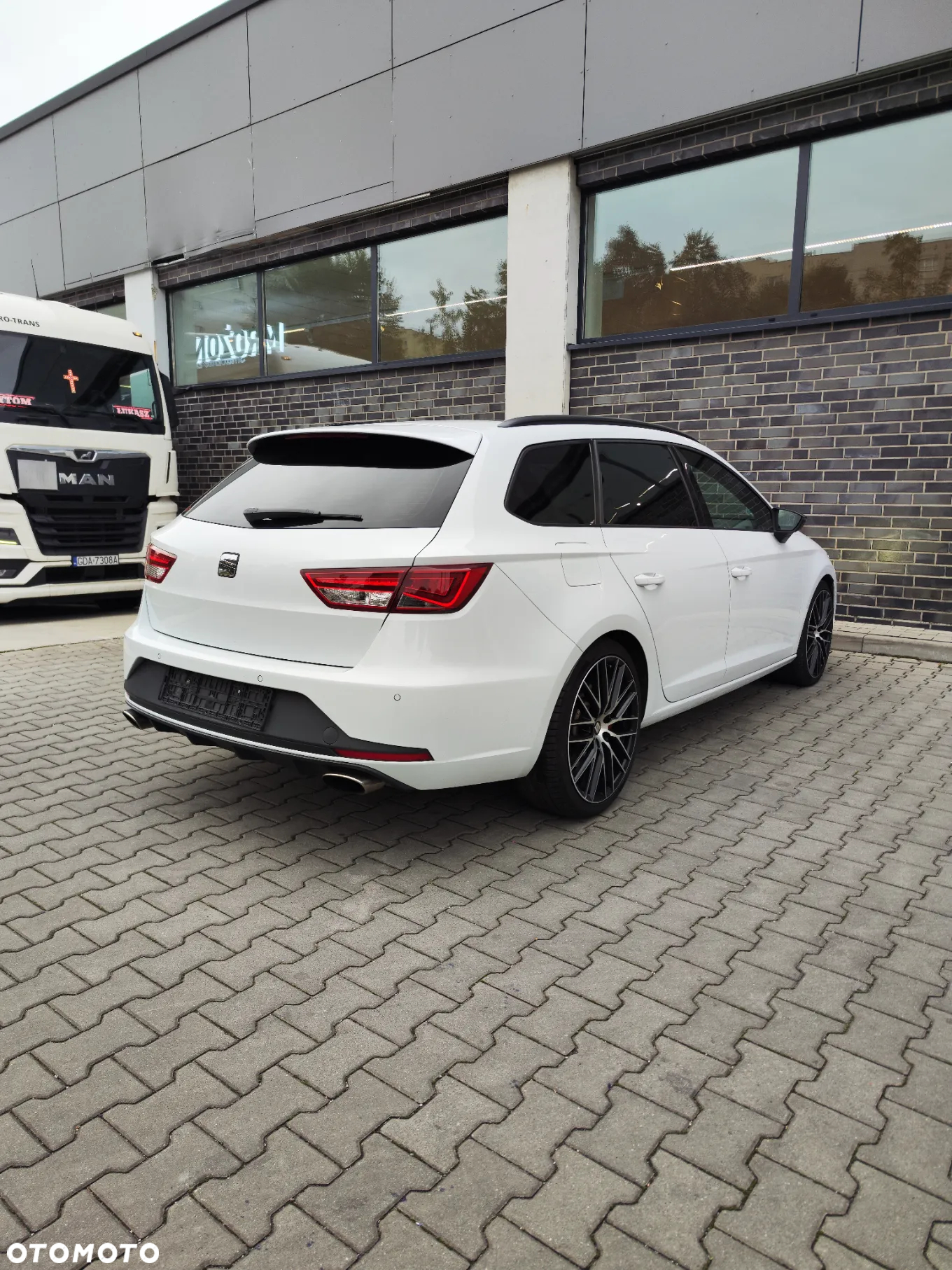 Seat Leon 2.0 TSI Cupra S&S 290 DSG - 4