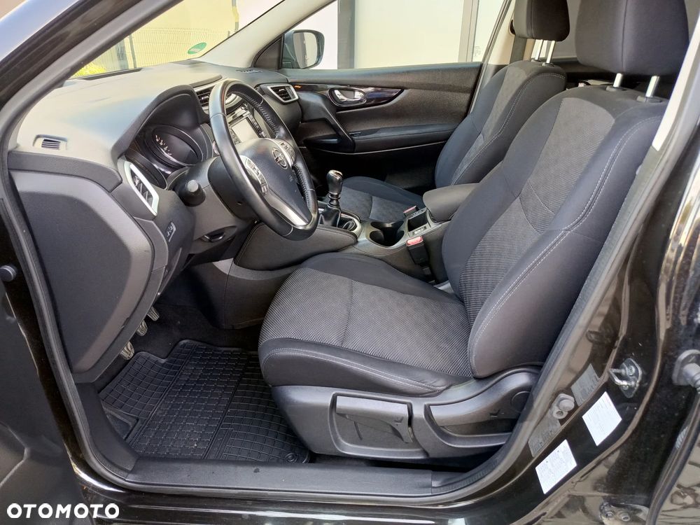 Nissan Qashqai 1.2 DIG-T N-Connecta EU6 - 8