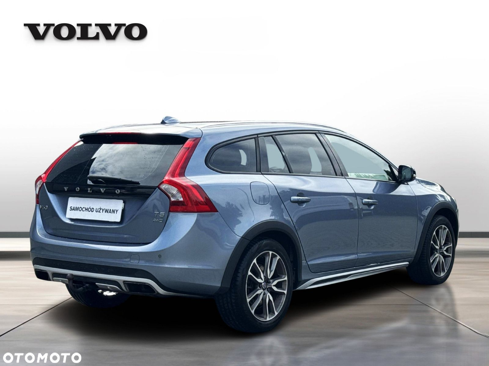 Volvo V60 Cross Country - 5