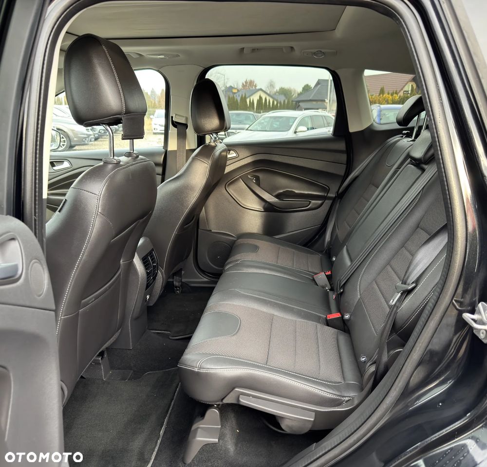 Ford Kuga 2.0 TDCi 4x4 Titanium - 29