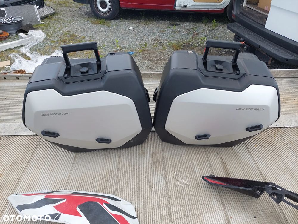 BMW R 1300 GS owiewka czasza szyba bok boczek lusterko kufer kufry - 4