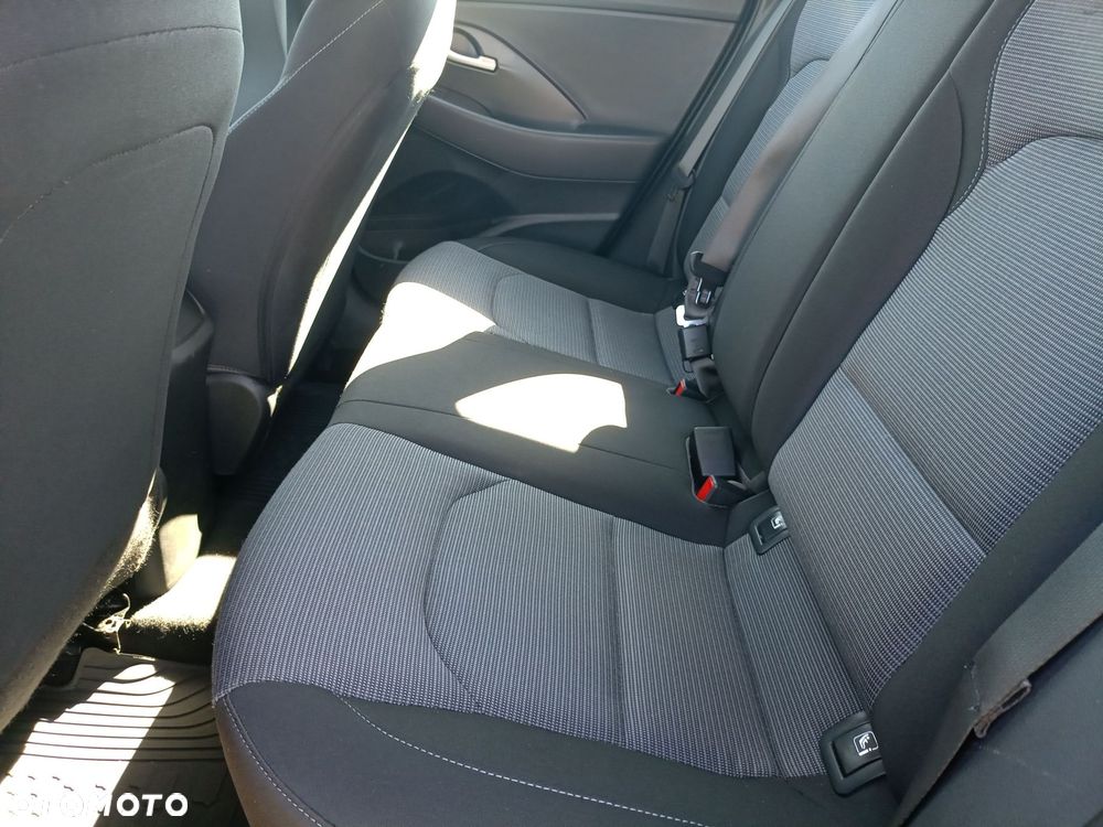Hyundai i30 1.0 T-GDI Classic + DCT - 10