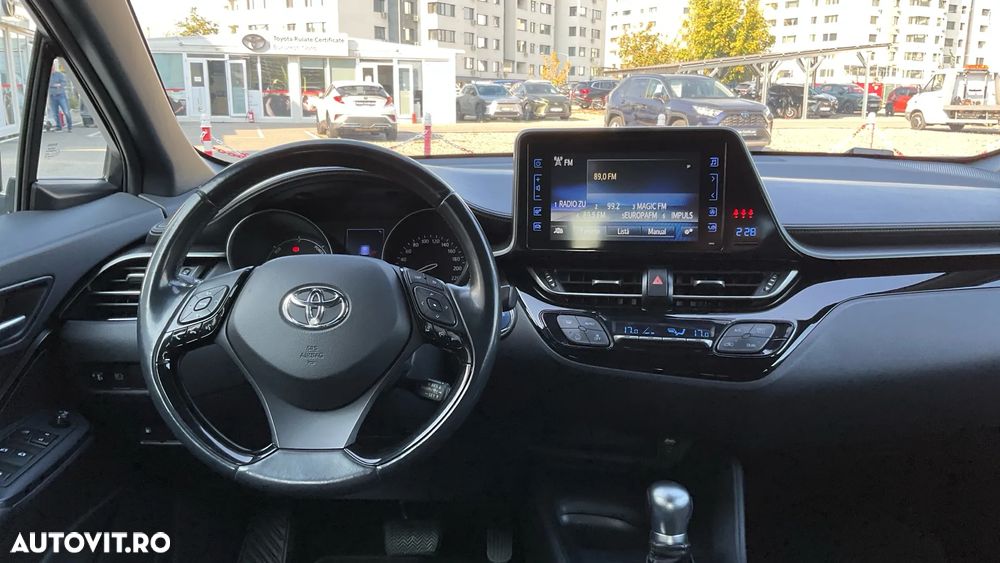 Toyota C-HR 1.8 HSD 4x2 CVT C-enter - 15