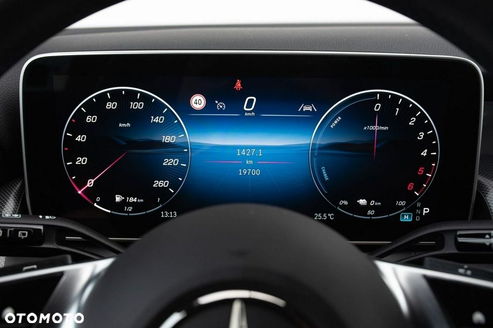 Mercedes-Benz GLC - 11